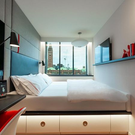 Hotel citizenM London Victoria Station Esterno foto