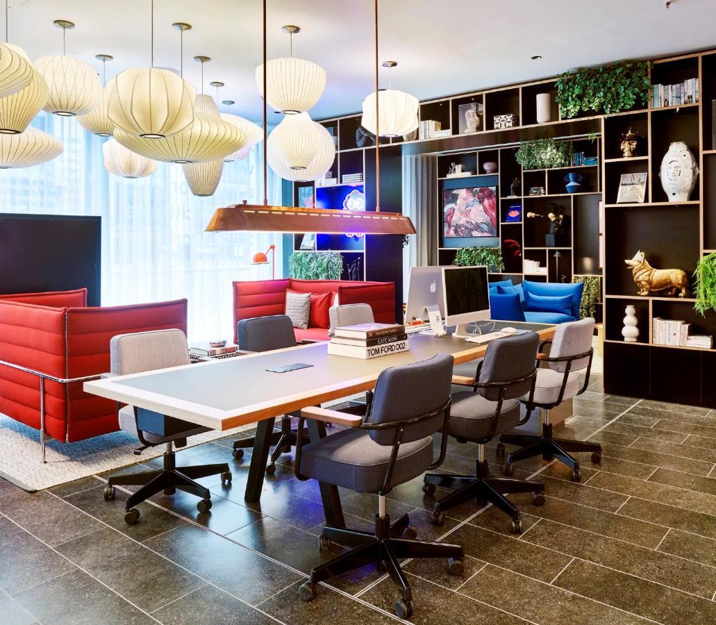 Hotel citizenM London Victoria Station Esterno foto